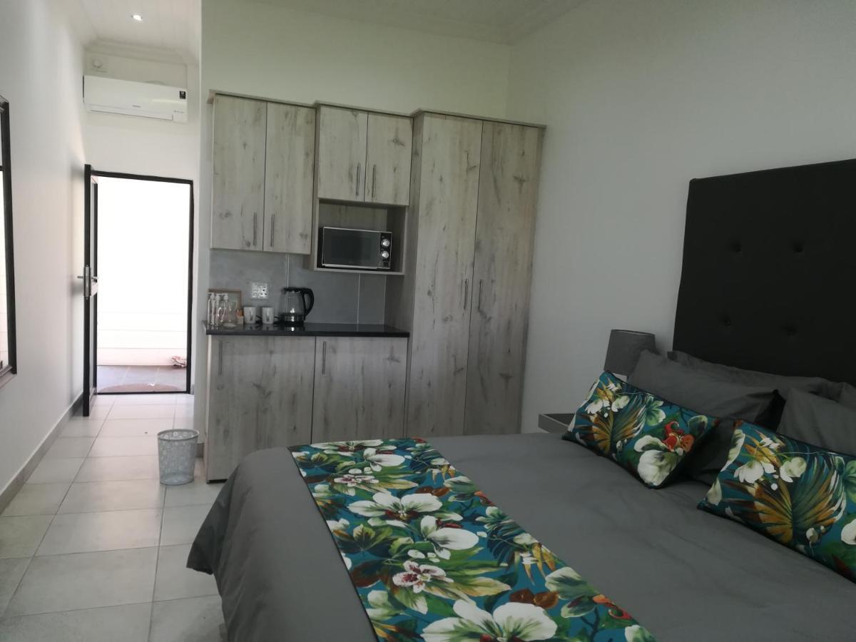 The Gamtoos Ferry Hotel Jeffreys Bay Exterior foto