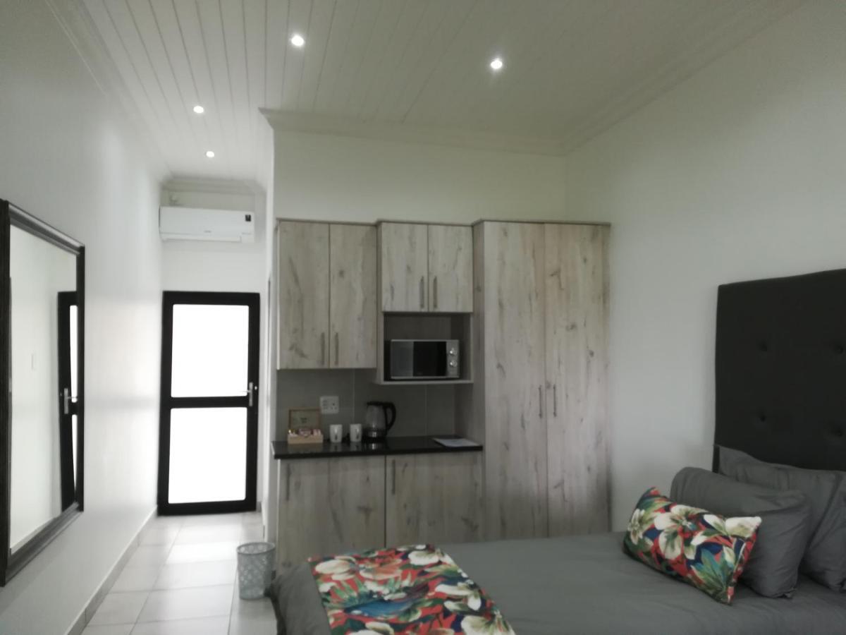 The Gamtoos Ferry Hotel Jeffreys Bay Exterior foto